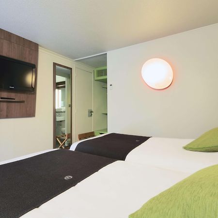 Campanile Chambery Hotel Bagian luar foto